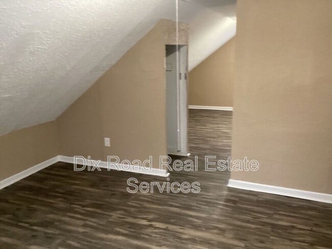 Building Photo - 4505 Genesee Ave