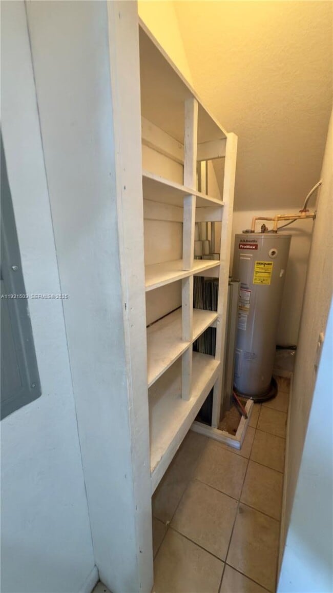 Building Photo - 1109 Lucaya Dr