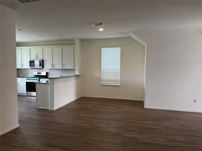 Building Photo - 252 Redonda Dr