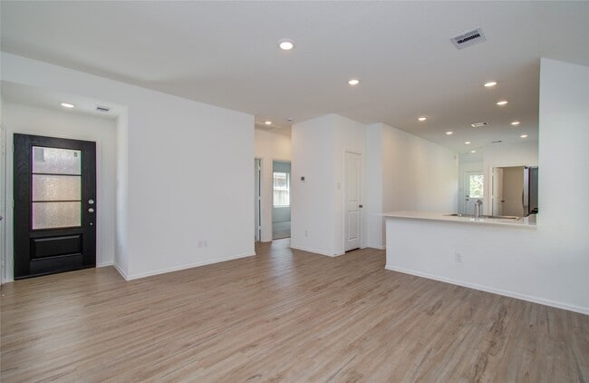 Building Photo - 24035 Priano Frst Dr