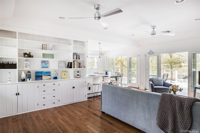 Building Photo - 17B Baycrest Ave