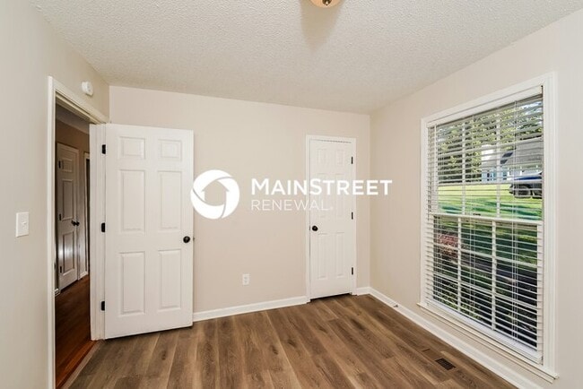 Building Photo - 3 Bedroom Pet-Friendly Home in PINSON, AL with Main Street Renewal