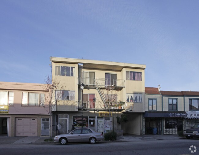 Building Photo - 2832-2840 San Bruno Ave