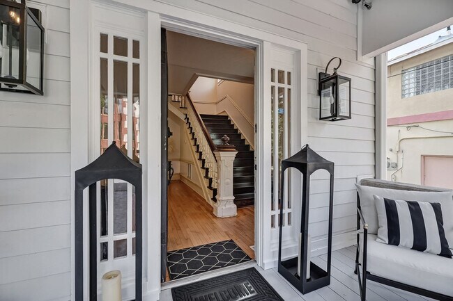 Building Photo - 20 M L King Ave