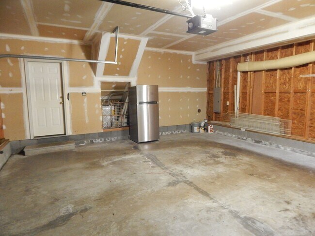 Building Photo - 4315 Stratton Village Ln