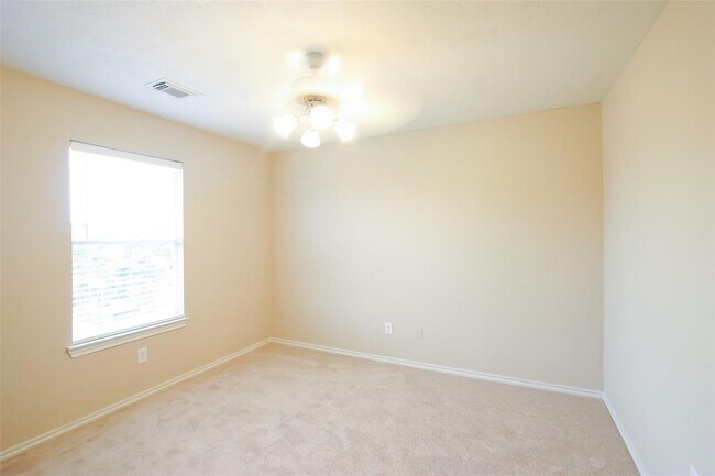 Building Photo - 20223 W Lakebridge Ln