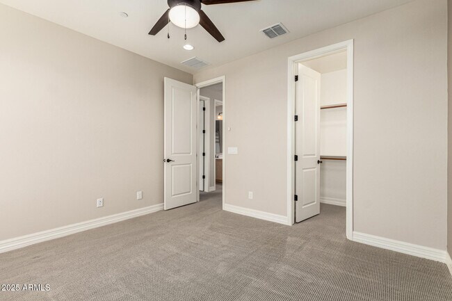 Building Photo - 7508 E Via De Luna Dr