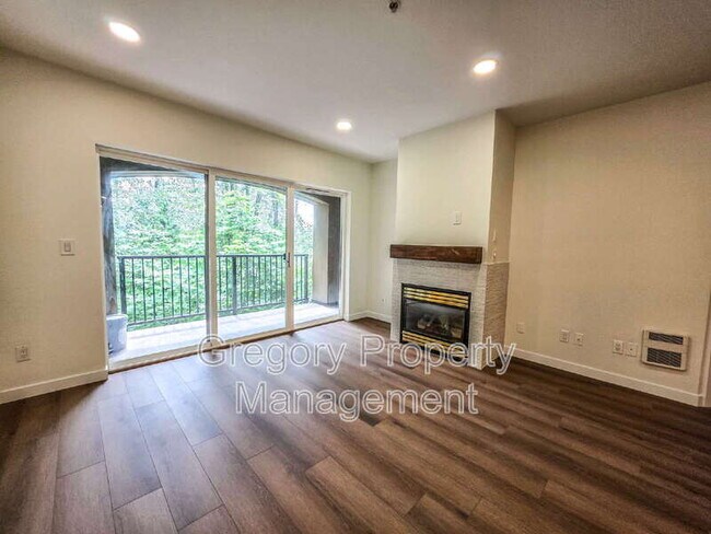 Building Photo - 12439 Totem Lake Way