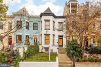 Building Photo - 147 Adams St NW
