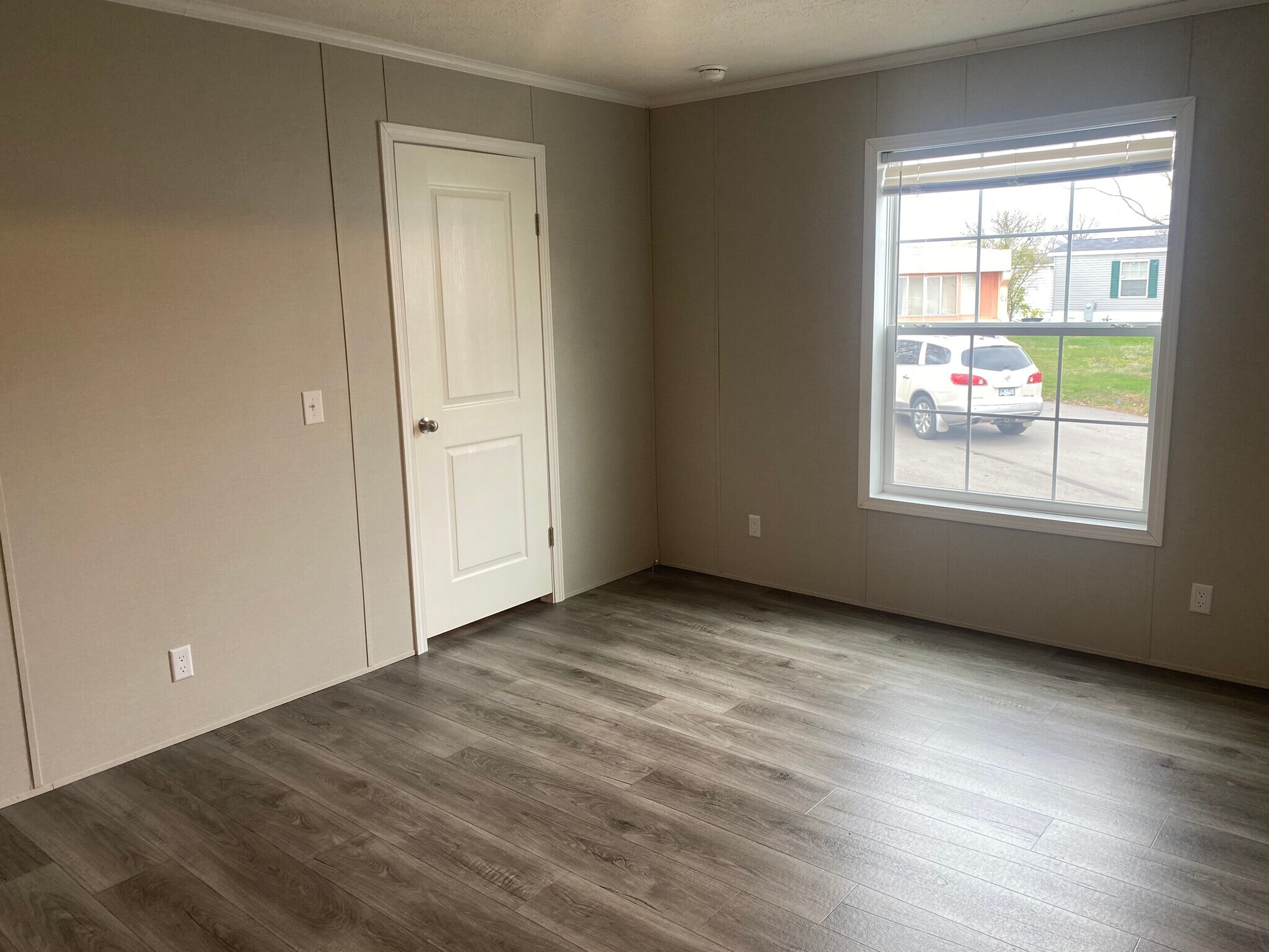 Building Photo - 80 Belmar St