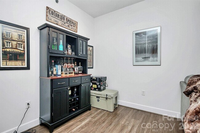 Building Photo - 1315 East Blvd