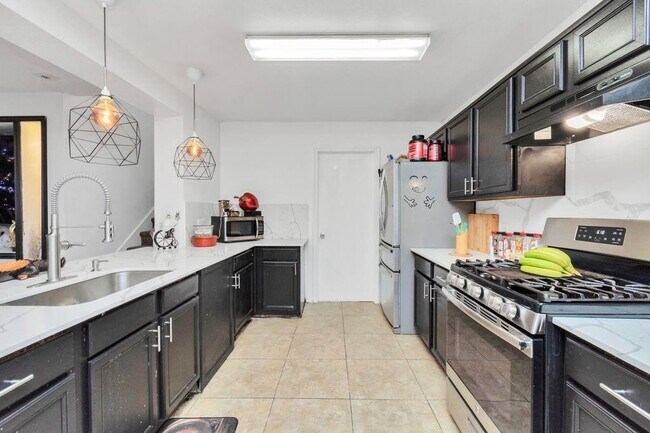 Building Photo - 4415 Twisting Pine Ct