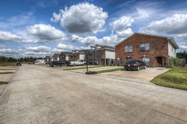 Building Photo - Pine Landing Homes