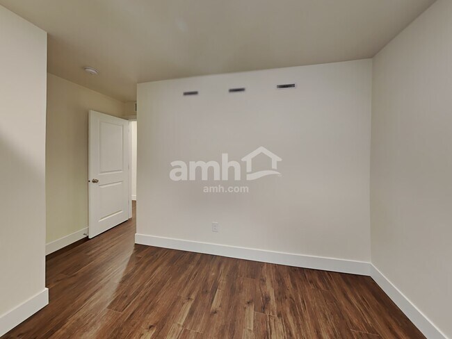 Building Photo - 6481 E Paseo Baranda