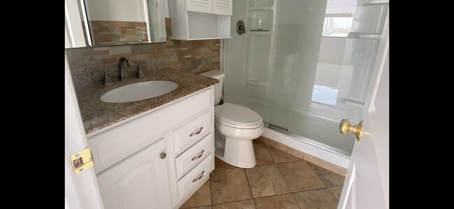 Building Photo - 801 N Ocean Blvd