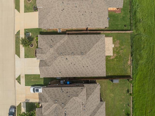 Building Photo - 15908 Back Nine Rd