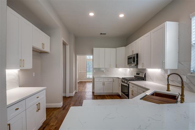 Building Photo - 614 Sumner Dr