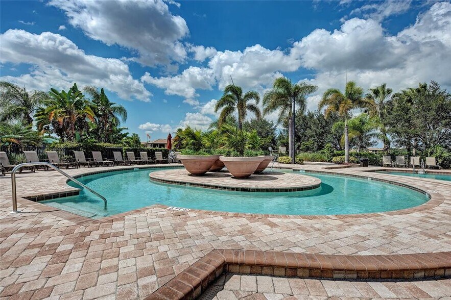 Building Photo - 7911 Grand Estuary Trl