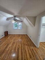 Building Photo - 8104 Glover Ct