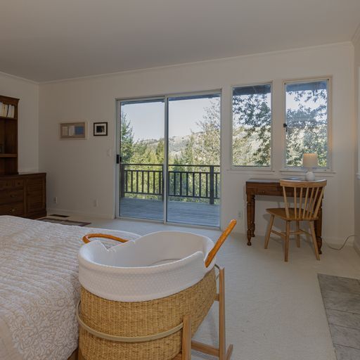 Building Photo - 25 Fir Ave