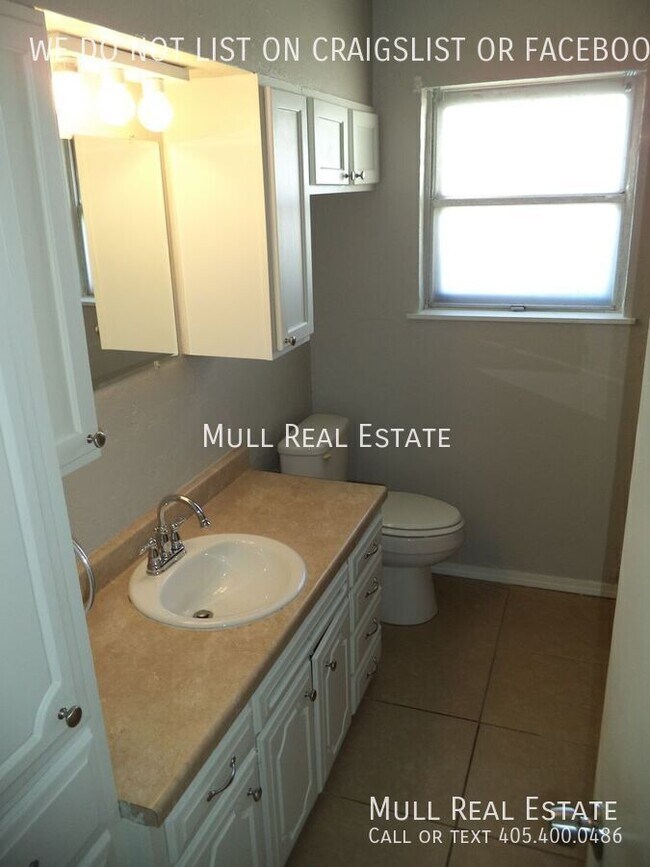 Building Photo - 7828 S Youngs Blvd