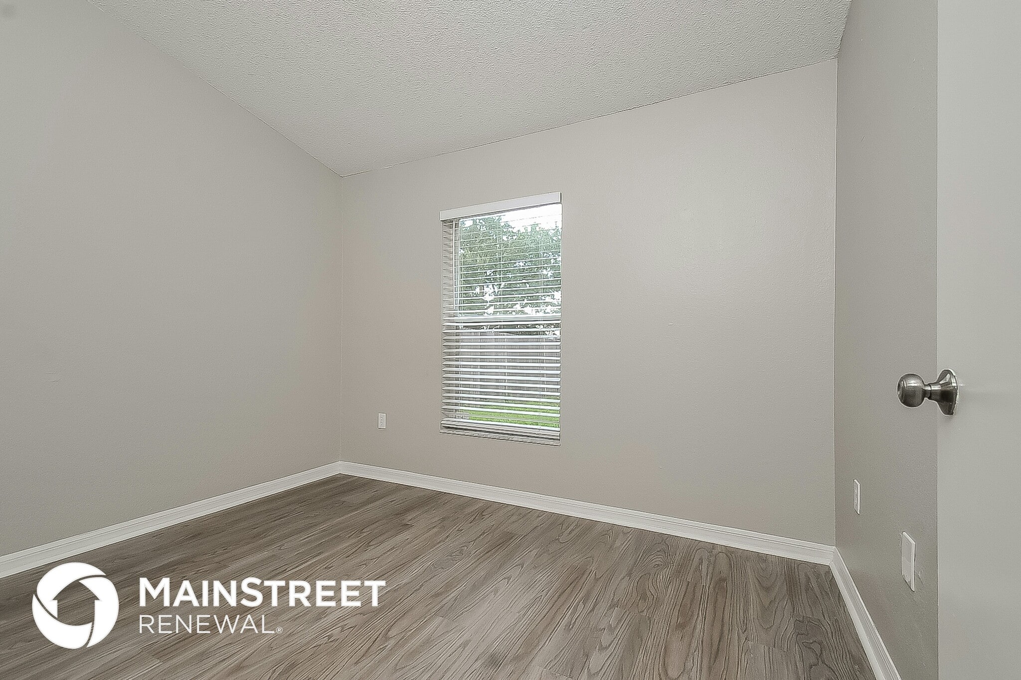 Building Photo - 3736 Imperial Dr