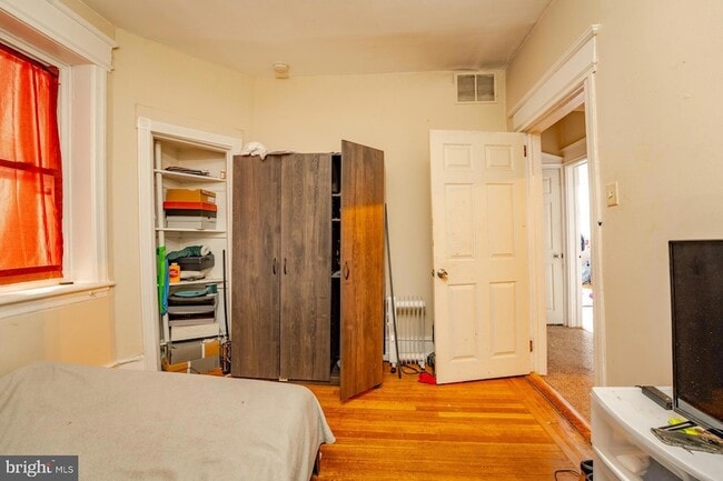 Building Photo - 3809 Ventnor Ave