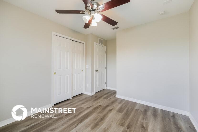 Building Photo - 3206 51st St W