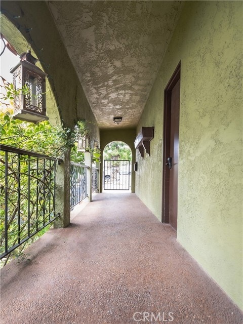 Building Photo - 1036 Palos Verdes Blvd