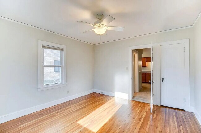 Building Photo - 1164 Randolph Ave