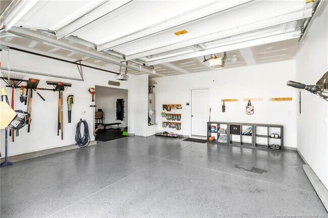 Building Photo - 1338 Water Leaf Dr