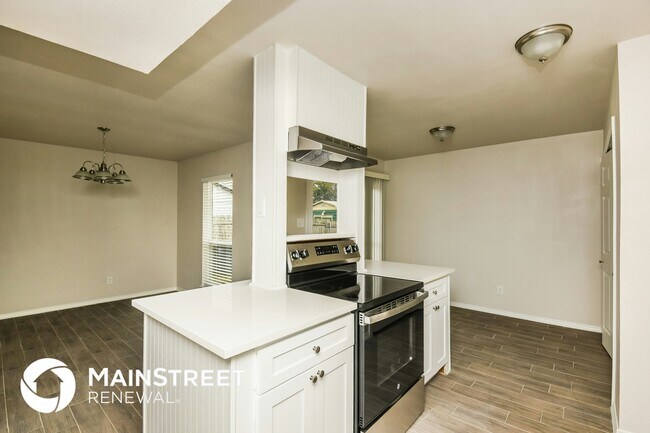 Building Photo - 4217 Longmeadow Way