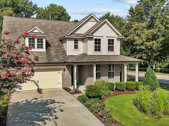 Building Photo - 2304 Everstone Rd