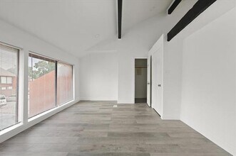 Building Photo - 7152 Fair Oaks Ave