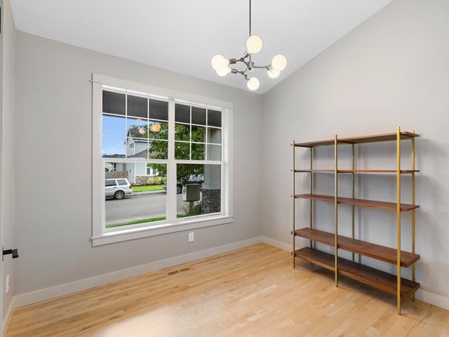 Building Photo - 1442 NE 18th Pl