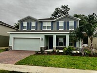 Building Photo - Stunning 5 bedroom 3 bath Winter Haven Home near Lego Land!