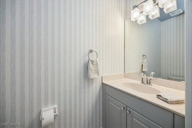 Building Photo - 700 Bentwater Cir