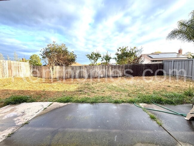 Building Photo - 13322 Thunderhead St