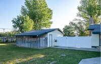 Building Photo - Very Comfortable 1 Bed 1 Bath House