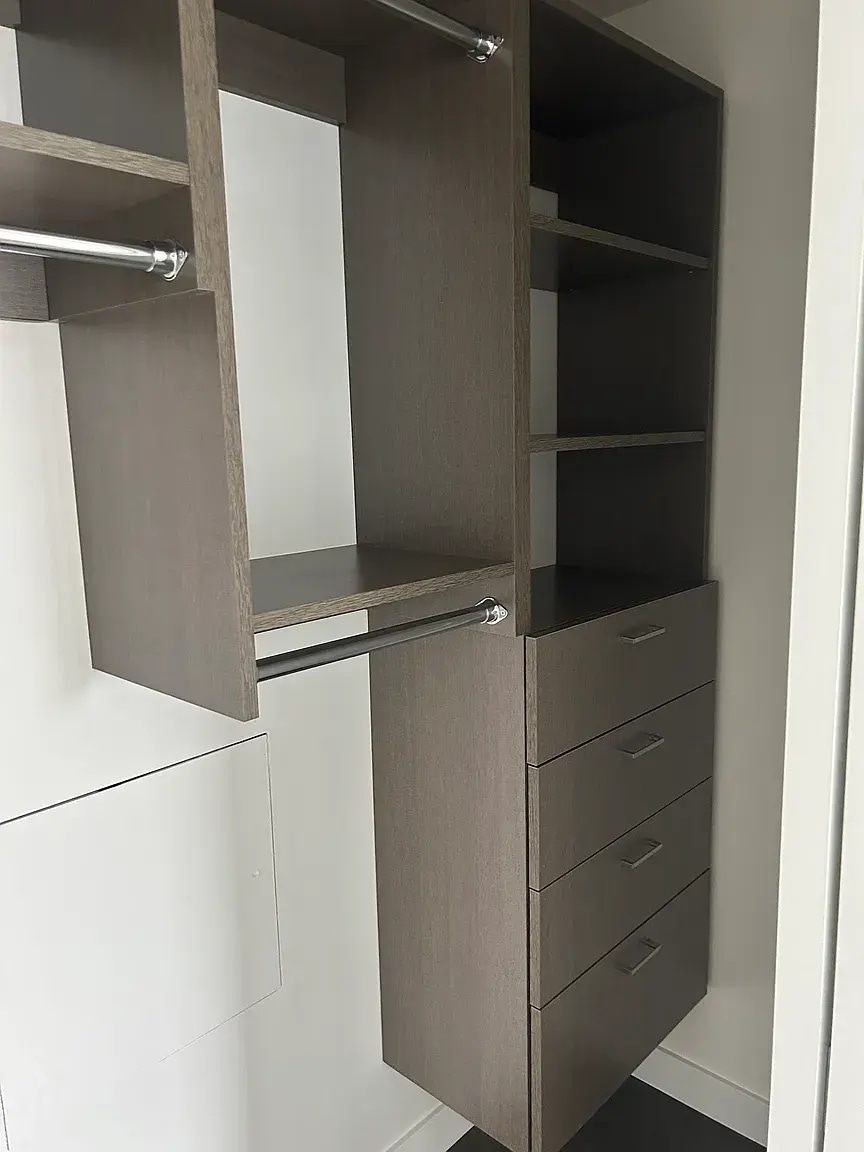 Building Photo - 2510 6th Ave