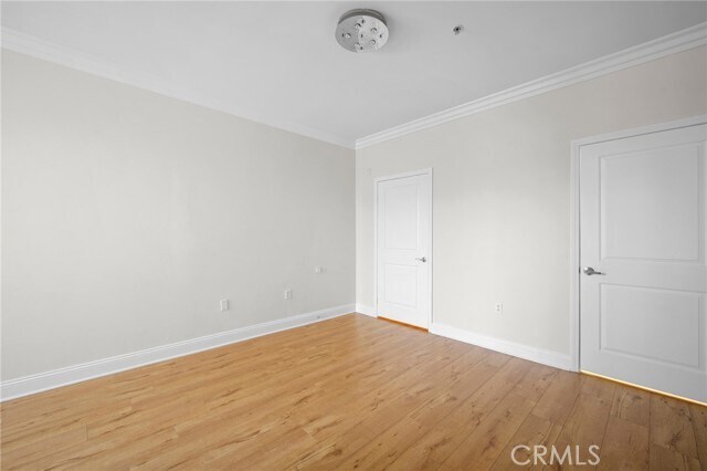 Building Photo - 6938 Laurel Canyon Blvd