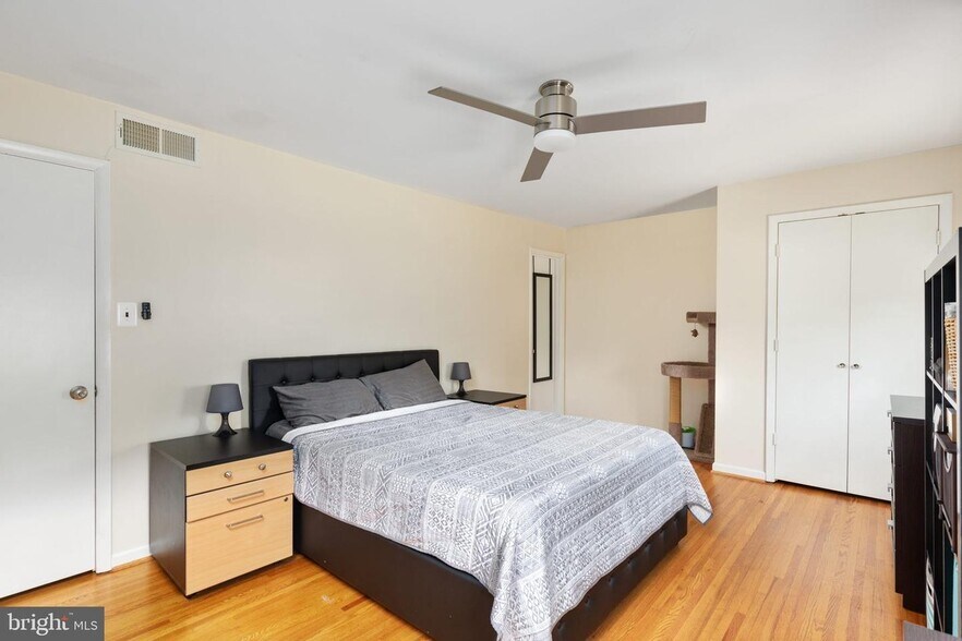 Primary - 4133 Novar Dr
