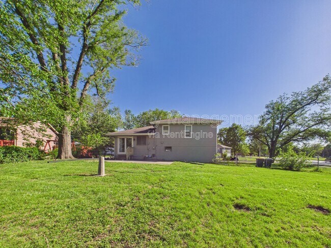 Building Photo - 7800 E 91 St