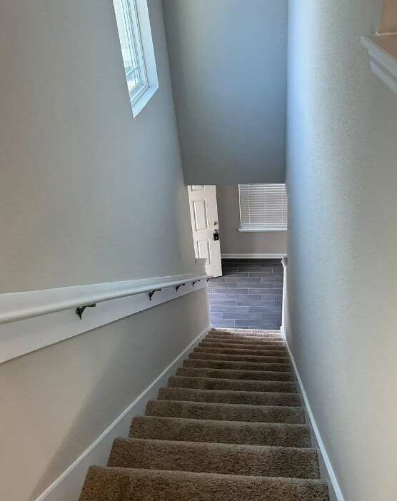 Building Photo - 657 Silver Landing Dr