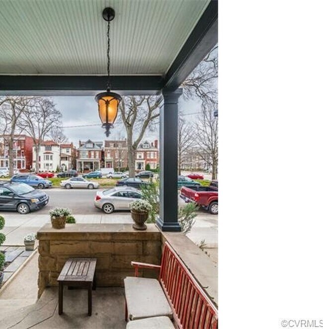 Building Photo - -- AVAILABLE JULY 15TH --  4 BR / 3.5 BA Gorgeous Home in The Fan, Available July 15tht!