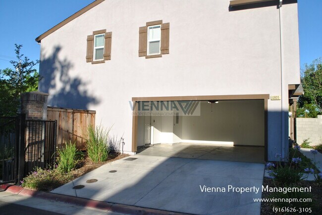 Building Photo - 4830 Morgera Ln
