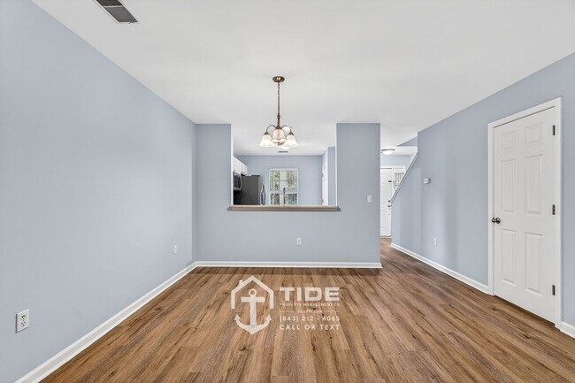 Building Photo - Townhome Living on Daniel Island