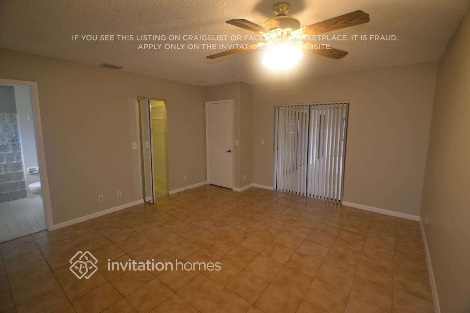 Building Photo - 4933 NW 96th Terrace