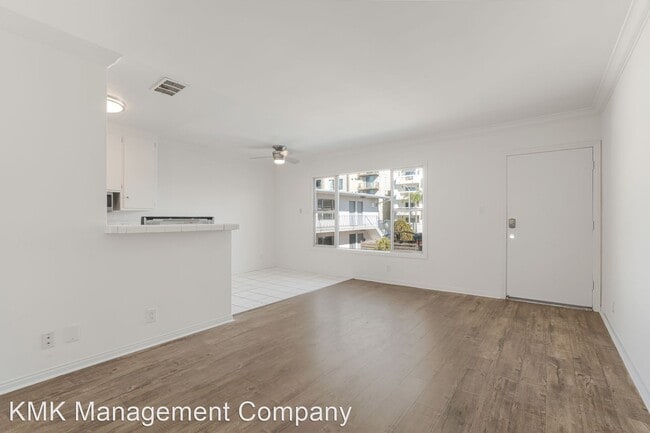 Building Photo - 1 br, 1 bath Apartment - 1617-21 S. Westga...