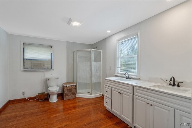 Building Photo - 3354 Hayes Rd